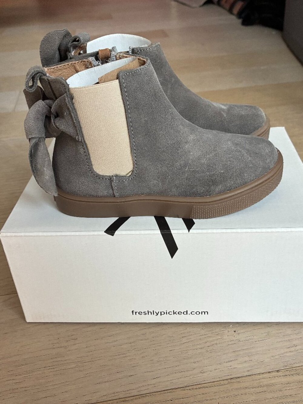 NWT Freshly Picked Grey Suede Bellevue Boot